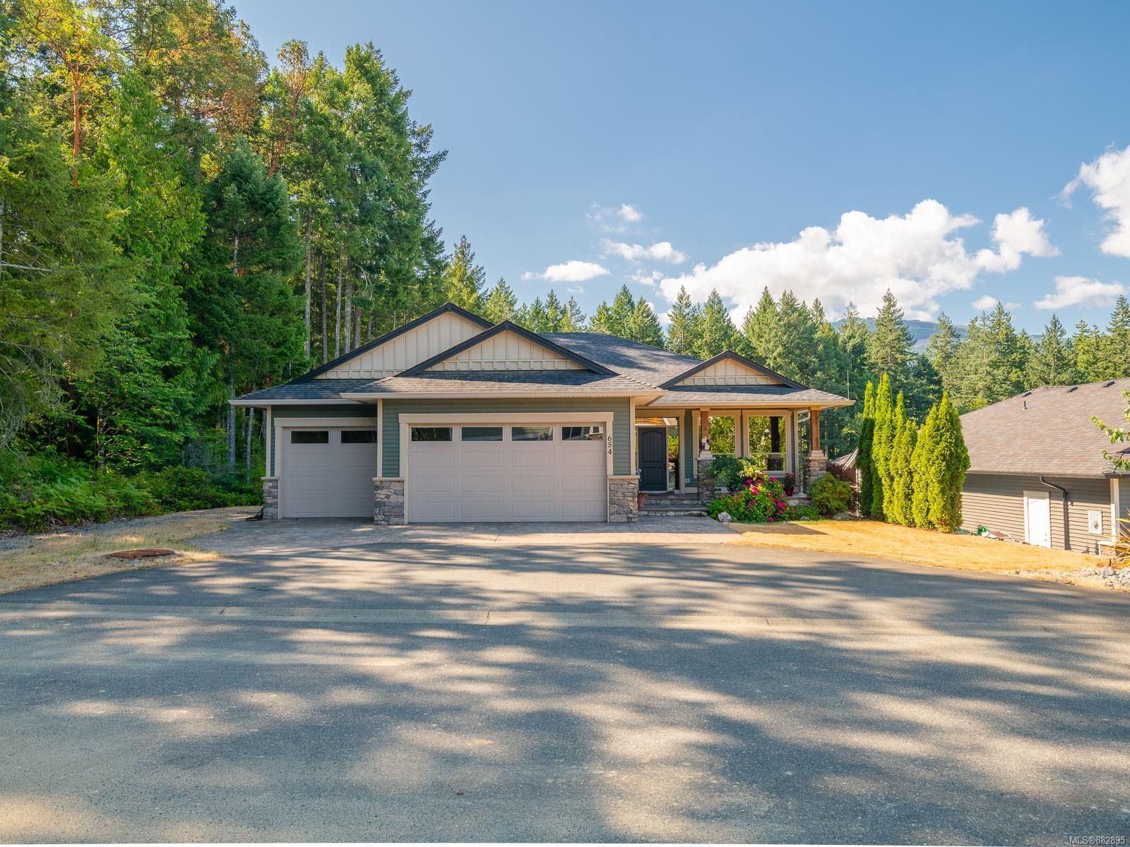 I have sold a property at 654 Sanderson Rd in Ladysmith
